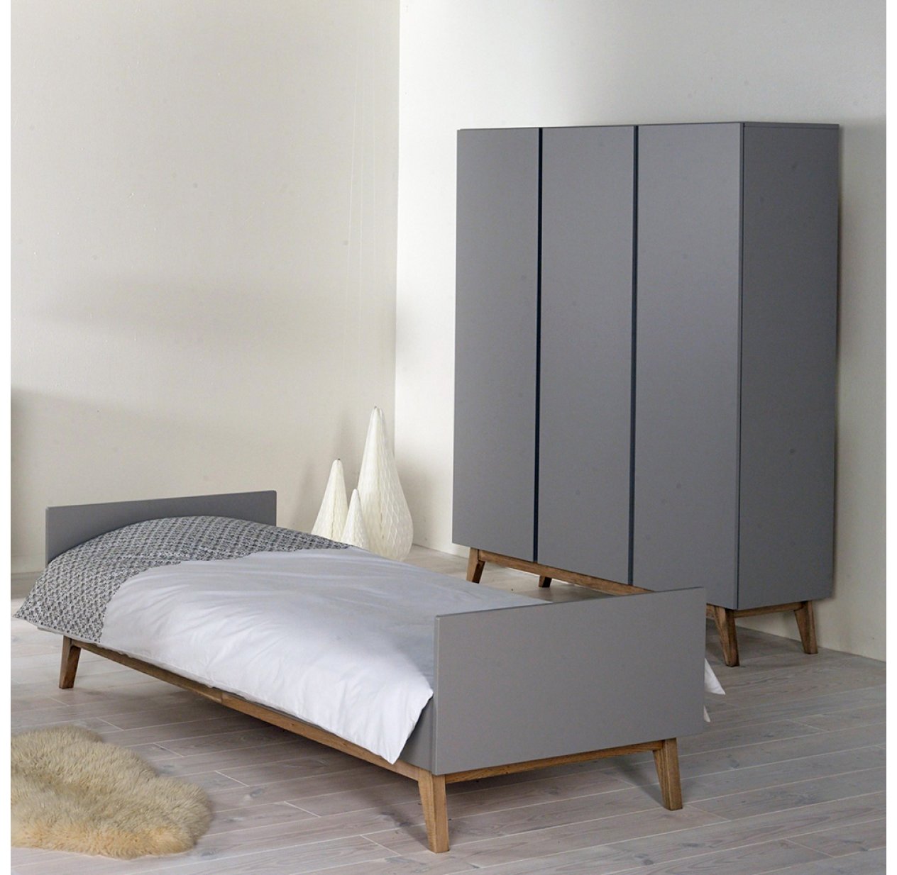 Armoire 3 Portes Trendy Griffin Grey Quax Pour Chambre Enfant Les Enfants Du Design